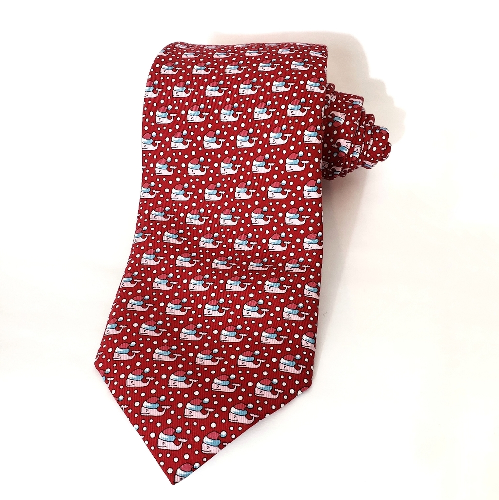 NWT Vineyard Vines Santa Whale Necktie